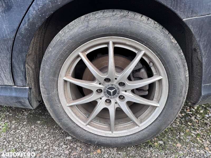 Mercedes-Benz CLA 220